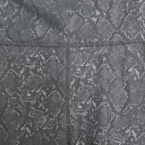 Fabletics Gray Snake Print Leggings LIKE NEW
